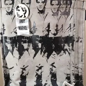 Andy Warhol　作品集　➕　ELVIS　ピンバッチ➕️切手シート 楽天ランキング1位】 Andy Warhol 作品集 ➕ ELVIS ピンバッチ